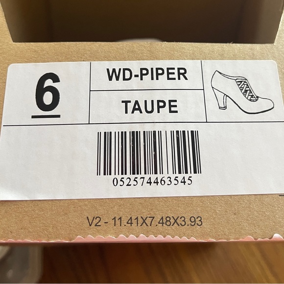 NWOT Journey Bootie - Picture 6 of 6